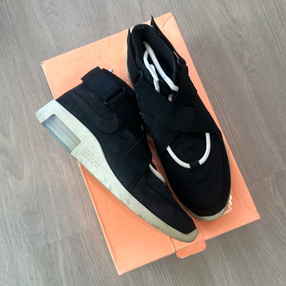 Nike Fear of God Raid size 11